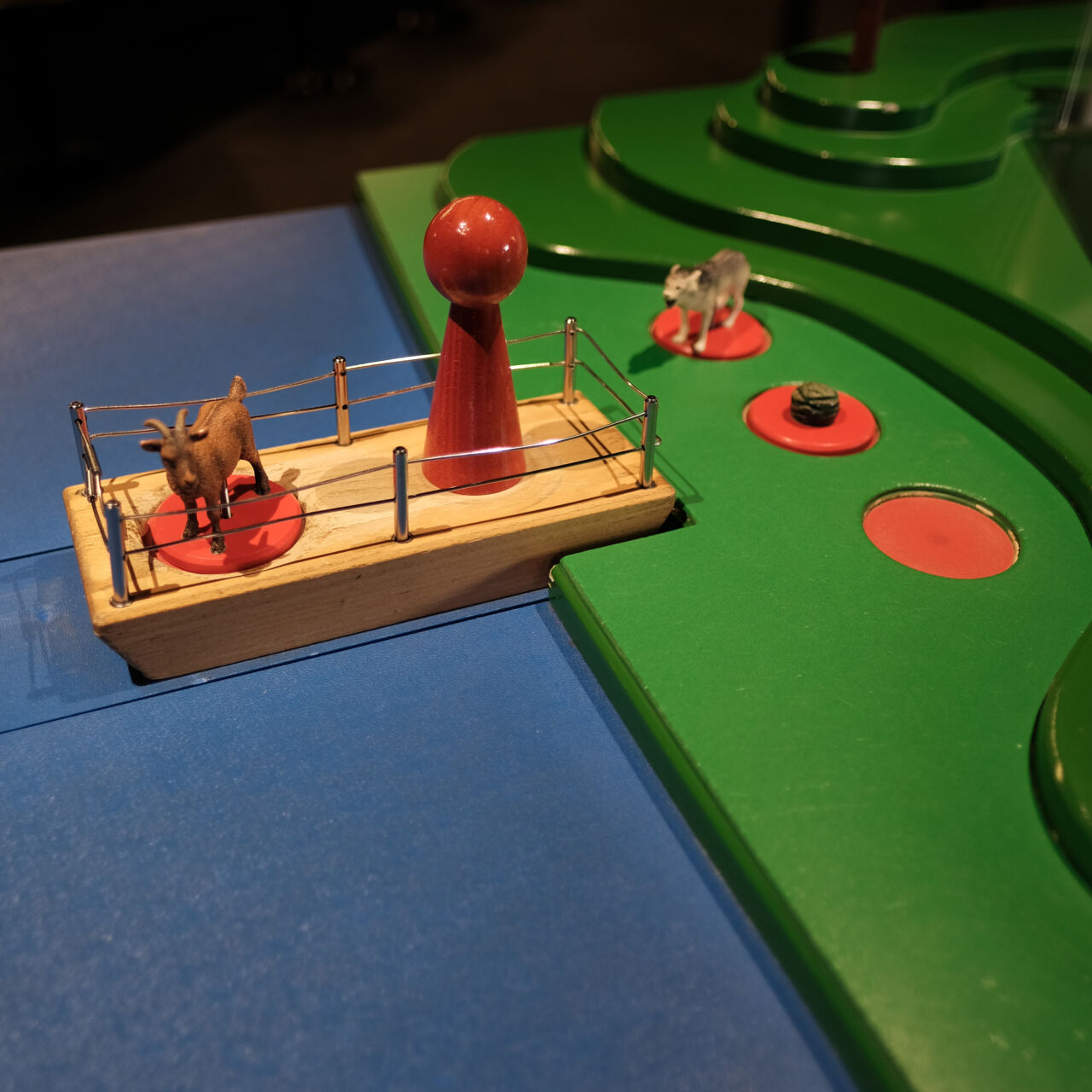 10519 Detail 10519 Detail