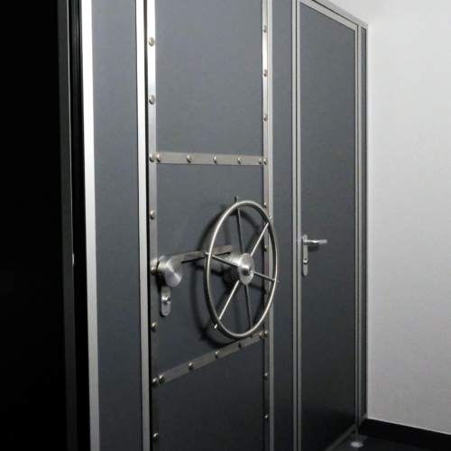 11889 Tresor Damen 2 OG Turm1