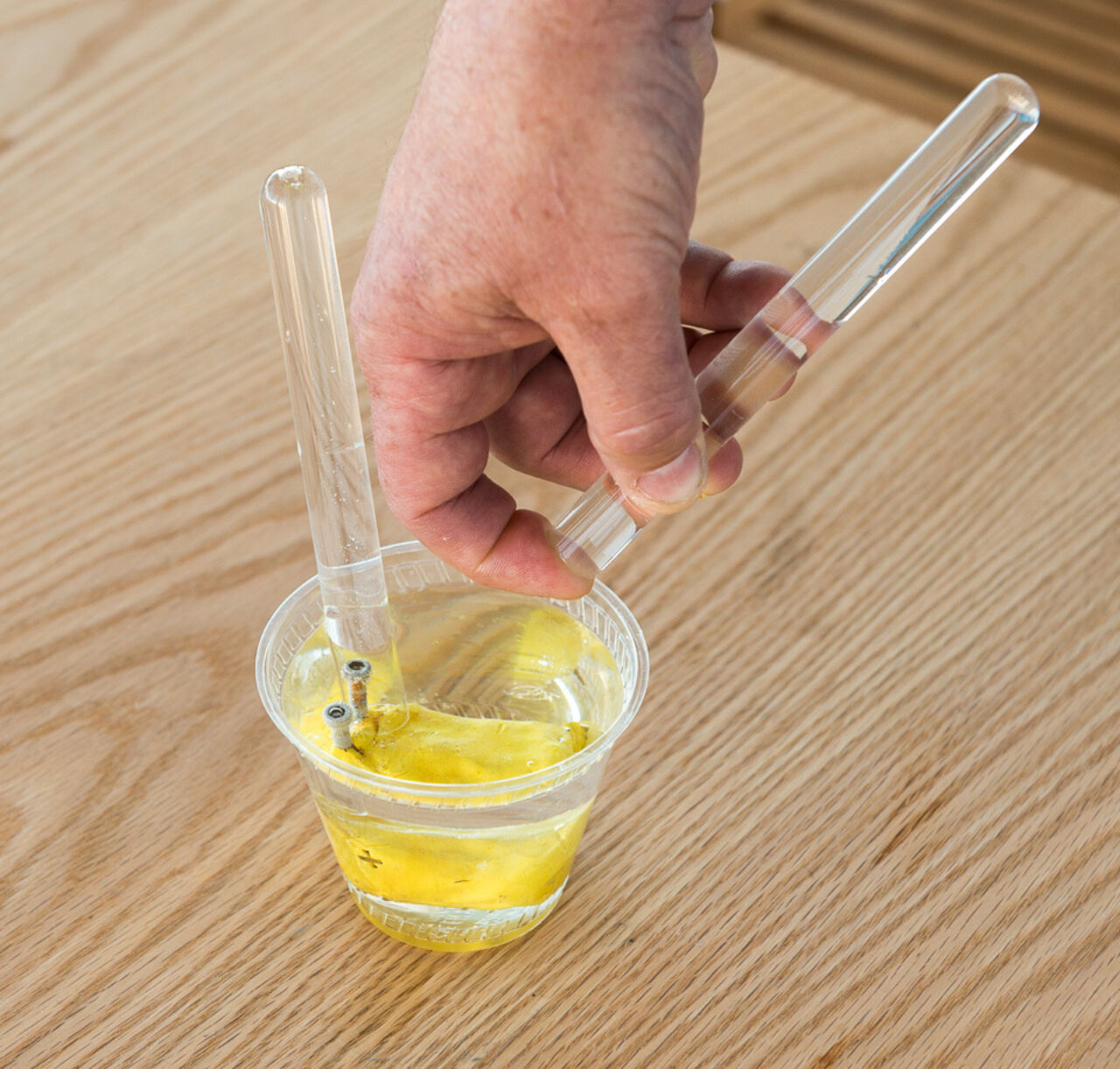 Having A Gas Assembly V Having A Gas Assembly V