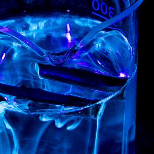 Leuchteffekte in Natur und Haushalt – Fluoreszenz Leuchteffekte in Natur und Haushalt – Fluoreszenz